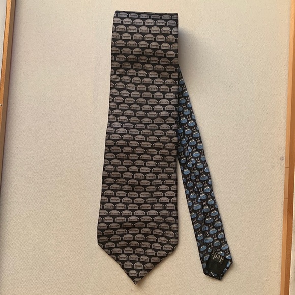 Silk Vicky Davis Couch Potato Tie - Picture 1 of 5